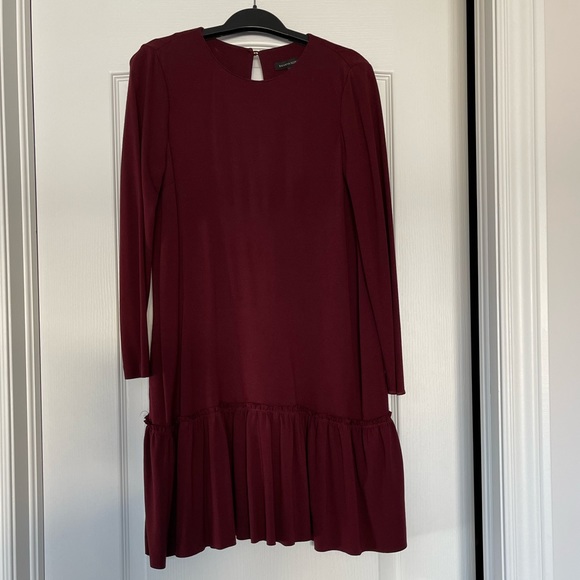 Banana Republic Ruffle Hem Dress with pockets - Picture 1 of 4